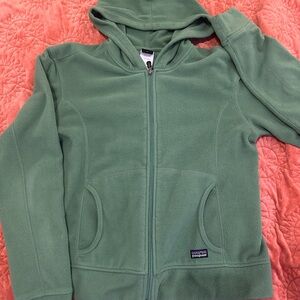 Women’s green Patagonia micro fleece size large
